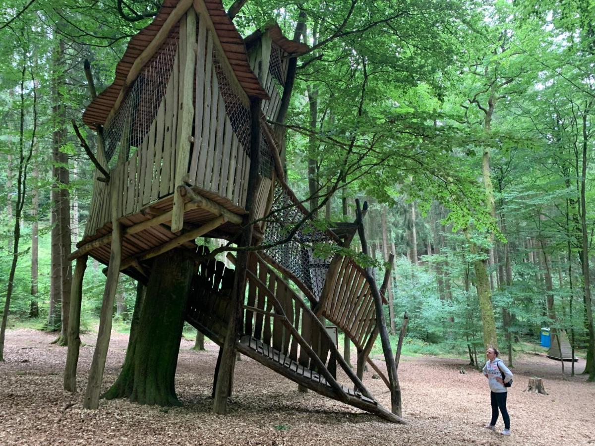 Ferienhaus Backesgarten Fuer 22 Personen Neichen Exterior foto
