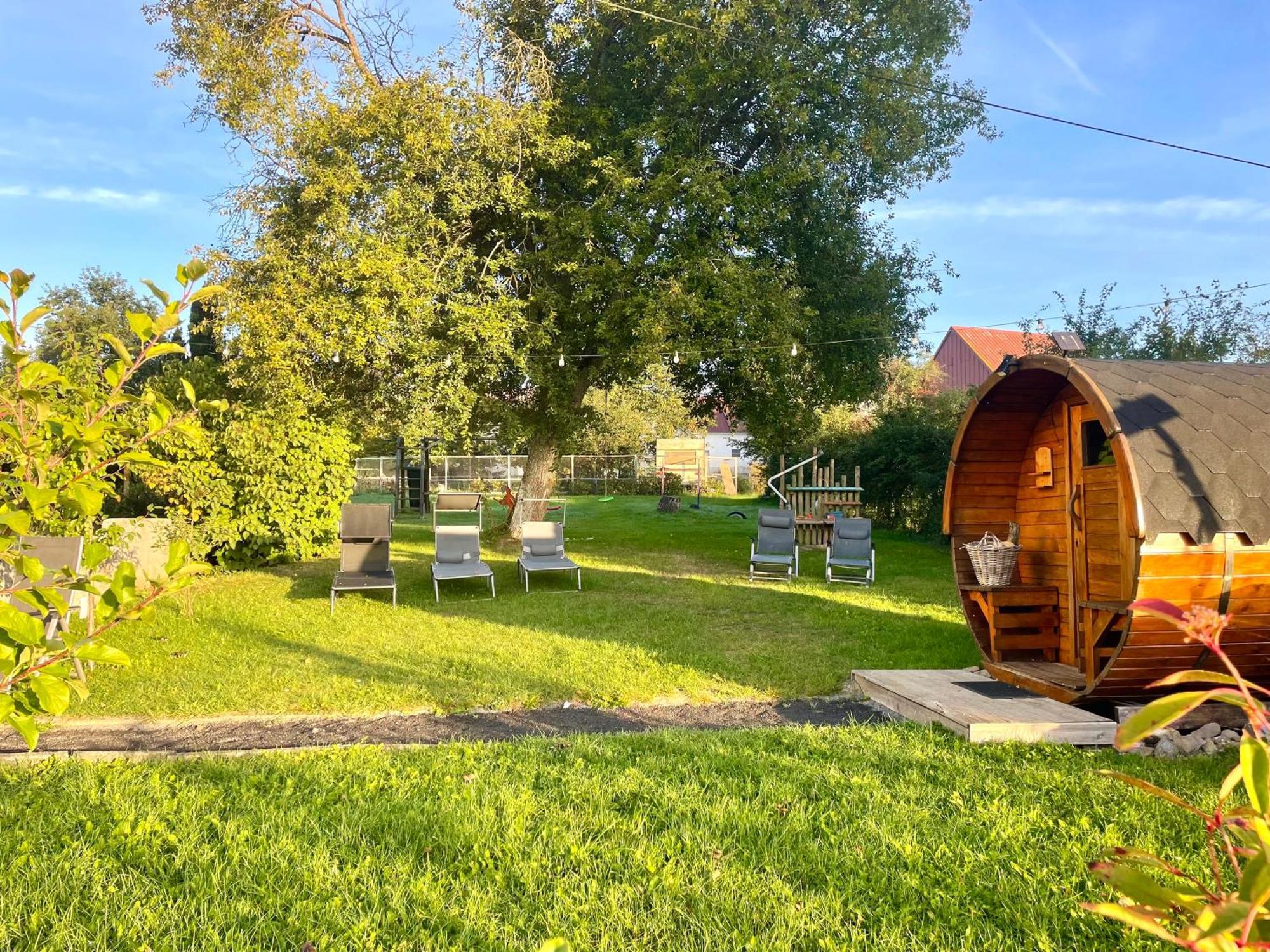 Ferienhaus Backesgarten Fuer 22 Personen Neichen Exterior foto